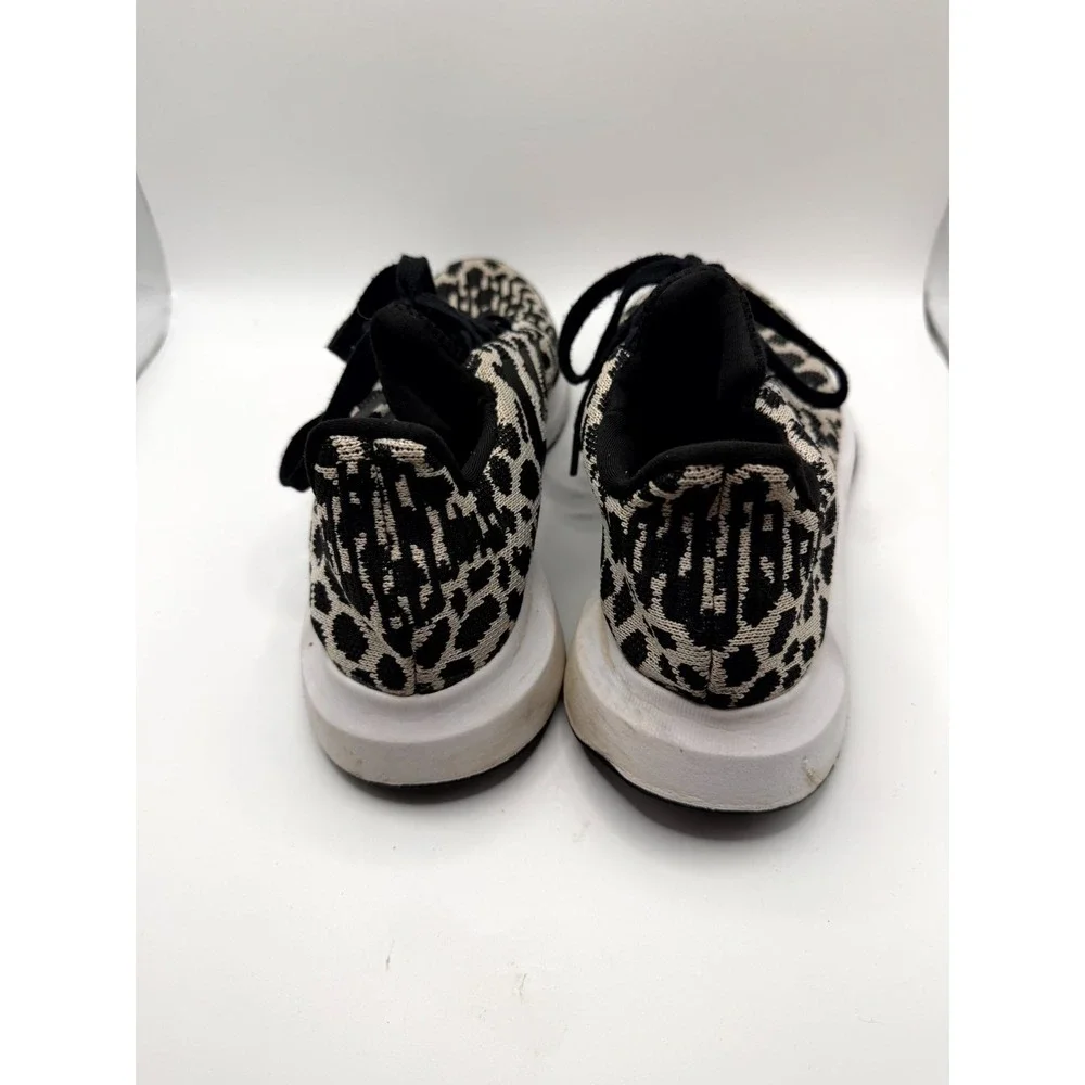 Adidas Swift Run BD7962 Womens 7‎ Sneakers Black Leopard Print Running Shoes